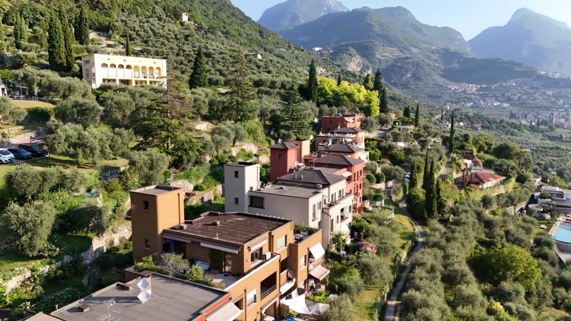 Casa Sara With Swimming Pool Lejlighed Riva del Garda Eksteriør billede